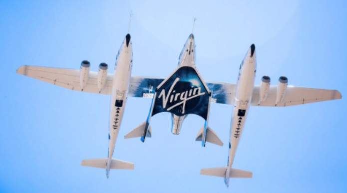 Самолет-носитель Virgin Galactic Eve и космический корабль Unity